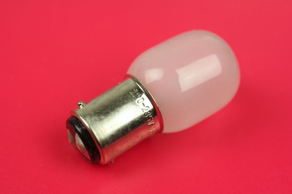 Glühlampe Riva B15d 235Volt/15Watt 22x48mm für Overlock und Nähmaschie