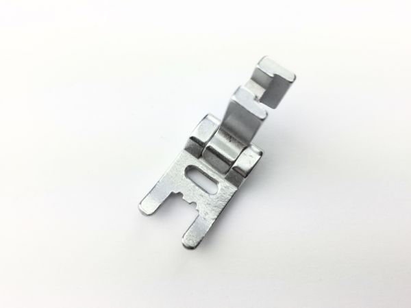 Veritas Ziernahtfuss 735 für die Veritas Nähmaschine